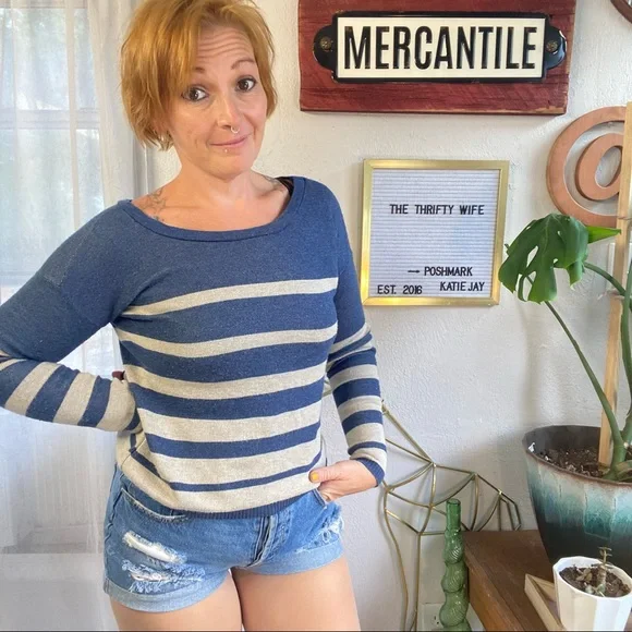 Sweet n Sinful Striped Blue / Cream Classic Casual Knit Top Size Small - Picture 5 of 15